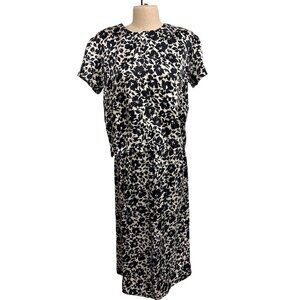 Vintage Black White Floral Blouse and Skirt Set With Short Sleeves Fundraiser